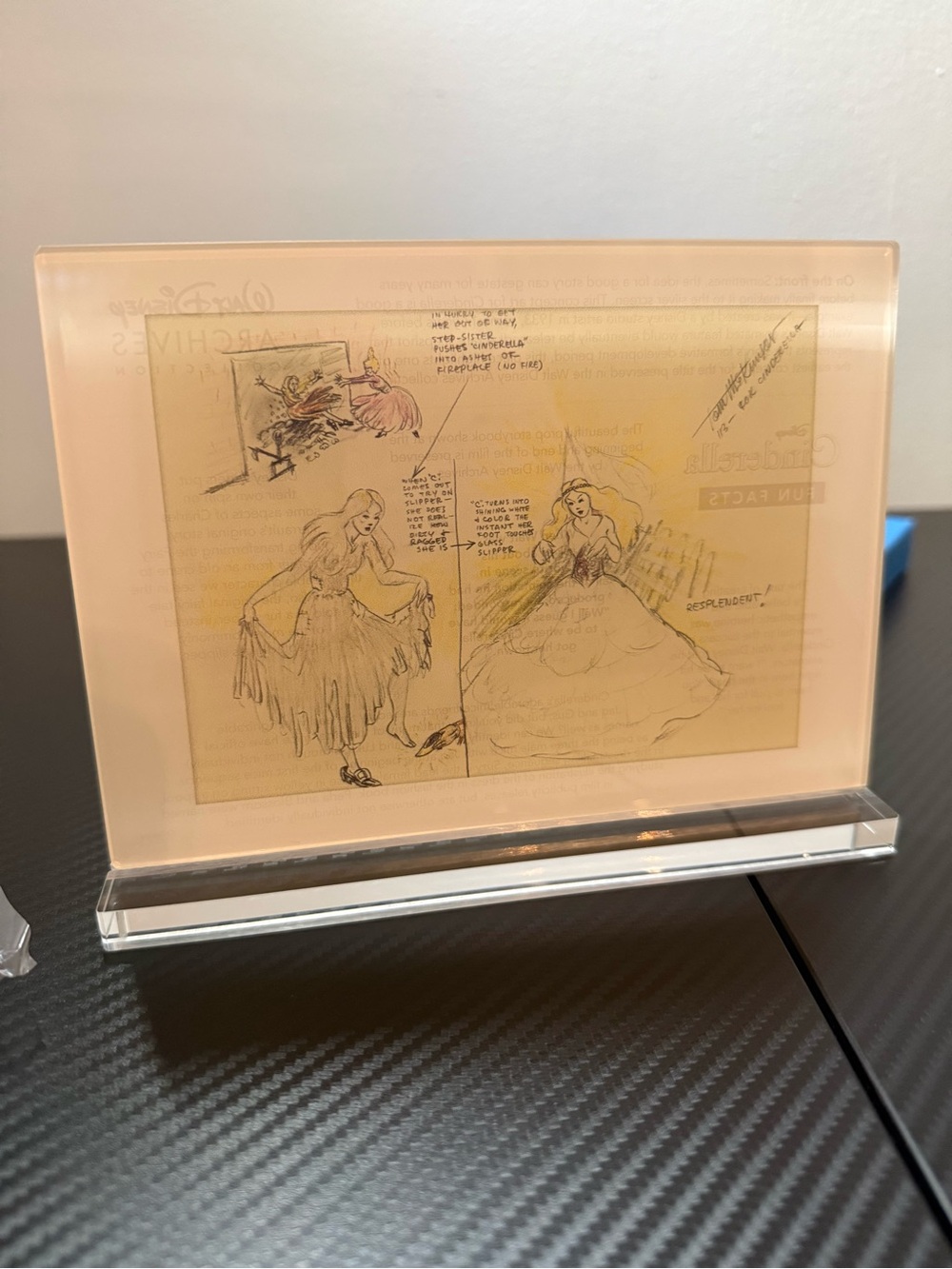 ✨ Disney Drop Exclusive Cinderella Walt Disney Archives Acrylic Art Display